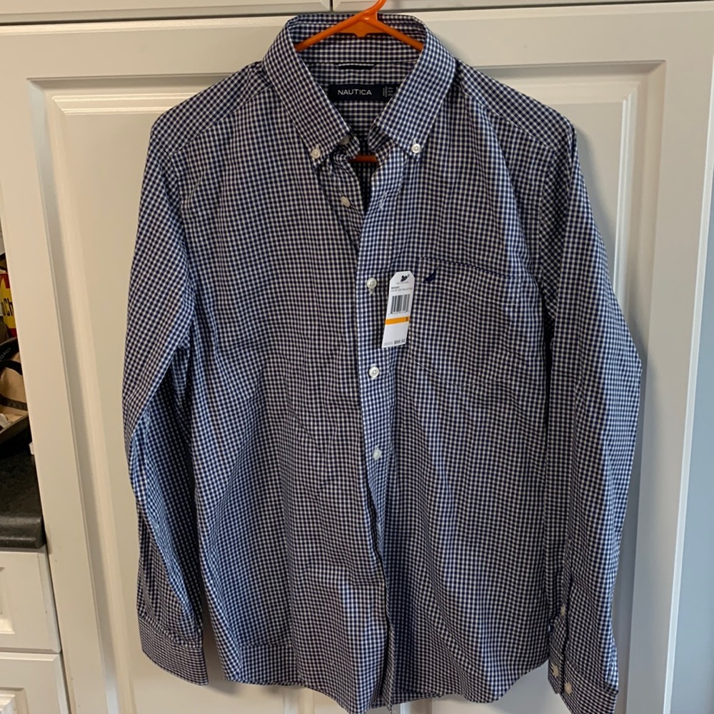 Nautica men’s small color is twilight sky new with tags
